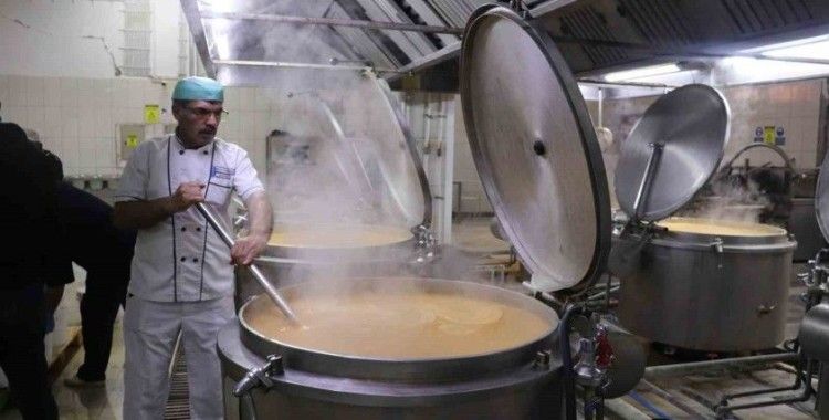 Kızılay Malatya’da günlük 340 bin yemek dağıtımı yapıyor
