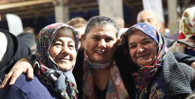 Karacasu İftar Programı’nda Başkan Çerçioğlu, yoğun ilgi gördü