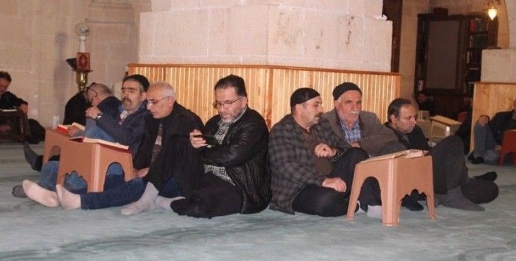 Selçuklu mirası 8 asırlık Ulu Camisinde hatim geleneği yaşatılıyor
