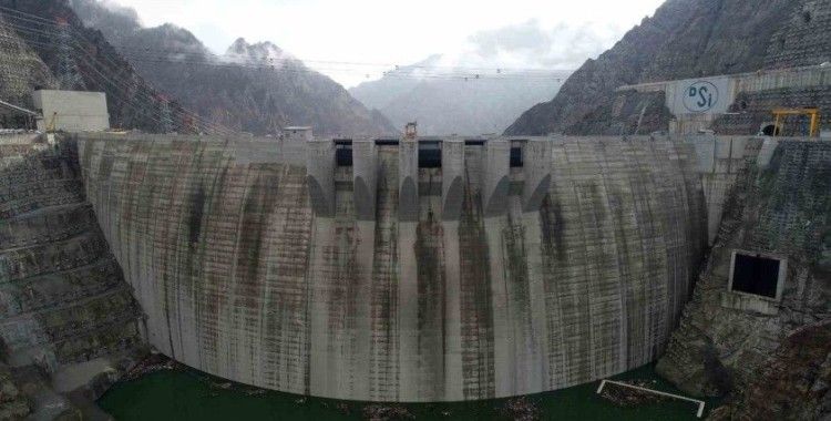 Yusufeli Barajı’nda su seviyesi 90 metreyi aştı