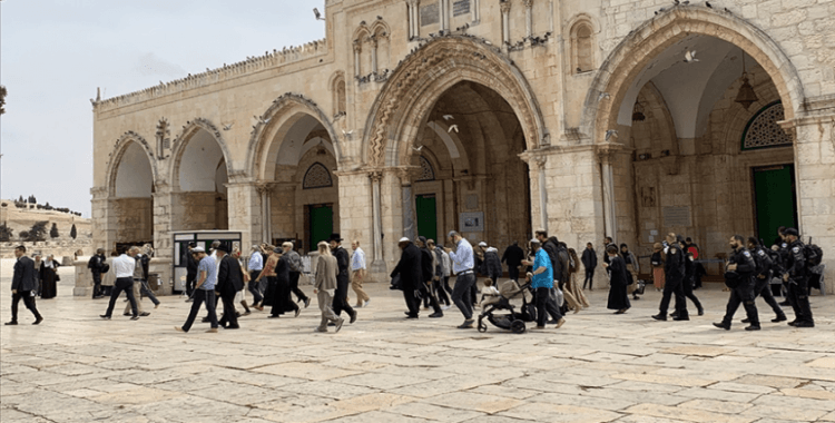 Yahudi yerleşimcilerin ramazan ayında Mescid-i Aksa'ya baskınları sürüyor