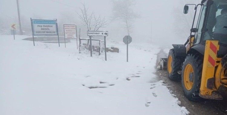 İnegöl’de kar yağışına anında müdahale
