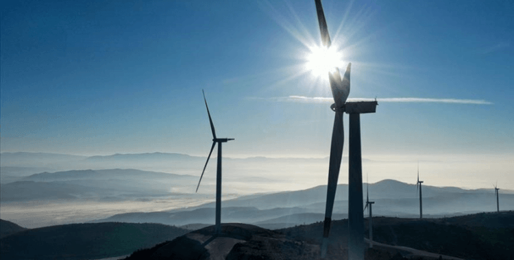 Güneş ve rüzgardaki 3 bin 590 megavatlık kapasite tahsisi sektöre önemli katkı sağlayacak