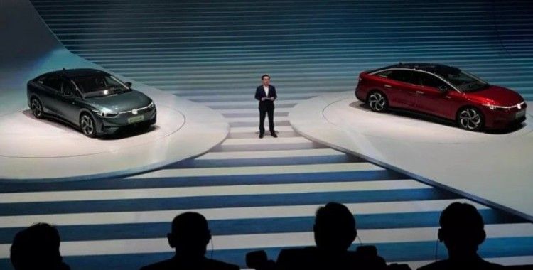 Volkswagen 3 yıl içinde 10 yeni elektrikli araç modeli piyasa sürecek