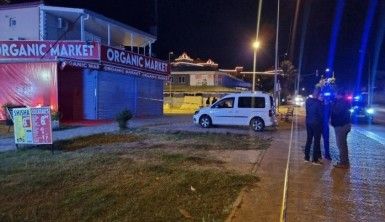 Manavgat'ta silahlı ağaç sökme ve branda kesme kavgası: 2'si ağır, 5 yaralı