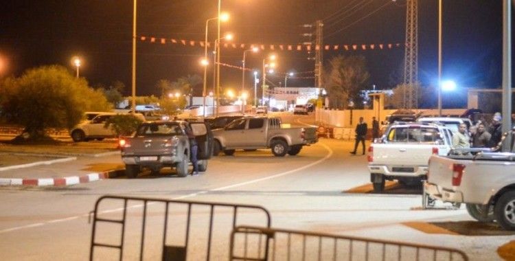Tunus'ta sinagog yakınında silahlı saldırı: 4 ölü