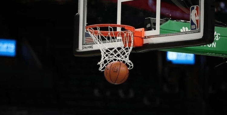 Son NBA finalisti Celtics adını konferans finaline yazdırdı