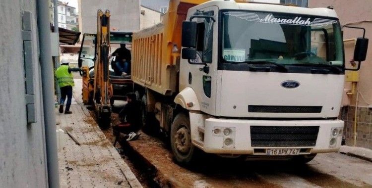 Sağlam muhtar, mahallesini aydınlattı