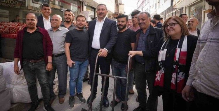 Fadıloğlu ile Gül’den esnafa teşekkür
