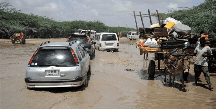 Somali'deki seller nedeniyle 219 bin kişi göç etti