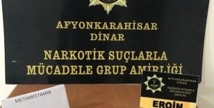 Durdurulan araçlarda uyuşturucu ile yakalanan 9 kişiden biri tutuklandı
