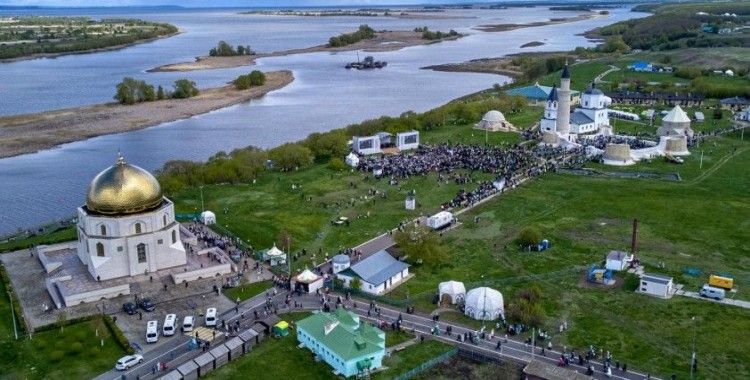 Rusya ve İslam ülkelerinin ekonomi temsilcileri 14. Kazan Forumu'nda bir araya geldi