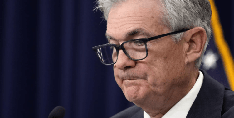 Fed Başkanı Powell, sıkı kredi koşullarının faiz artırım seyrini etkileyebileceğine işaret etti