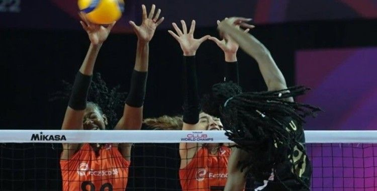 Voleybolda Avrupa'nın zirvesinde Türk derbisi