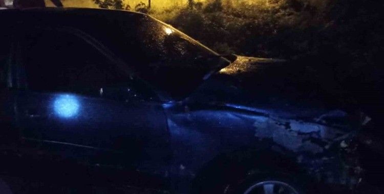 İki otomobil çarpıştı: 4 yaralı
