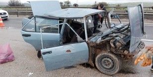 Bolu'da tırla çarpışan otomobildeki 8 kişi yaralandı
