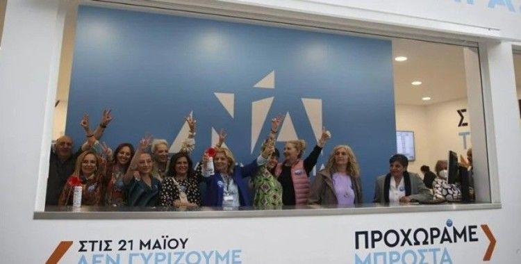 Yunanistan'da sandık çıkış anketlerine göre iktidardaki Yeni Demokrasi Partisi önde