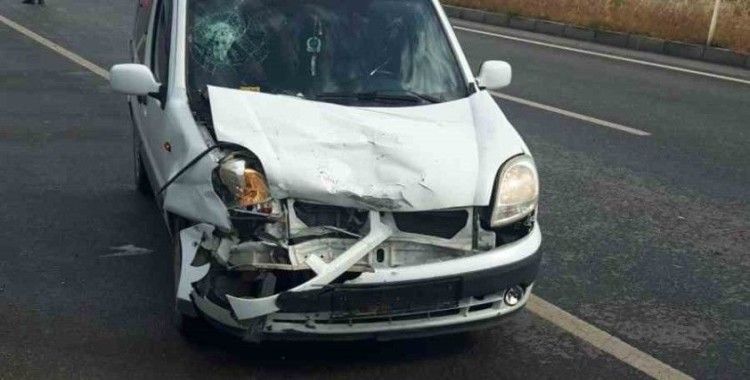 İki otomobil çarpıştı:1 yaralı
