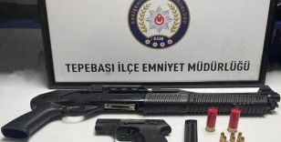 Şüpheli şahıstan tabanca ve tüfek ele geçirildi

