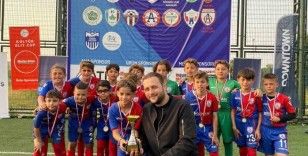 Genç futbolseverlerin turnuva heyecanı
