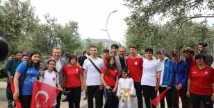 Gençlik ve Spor Bakanı Bergama’da gençlerle buluştu
