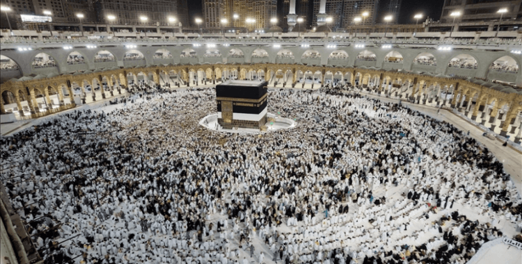 2023 yılının ilk yurt dışı hacı kafilesi Suudi Arabistan’a ulaştı