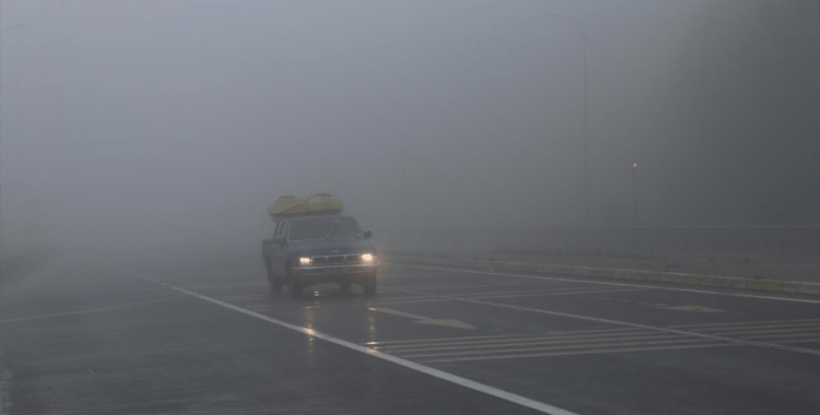 Bolu Dağı'nda görüş mesafesi 25 metreye düştü