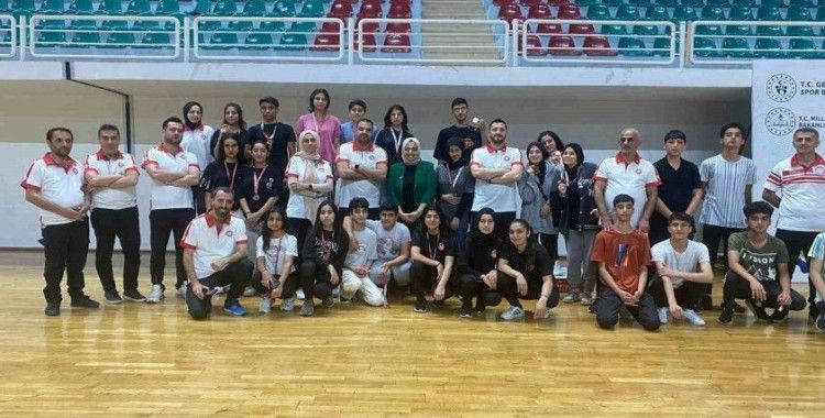 Diyarbakır gençleri Curling’te buluştu
