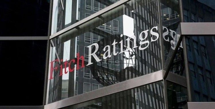 Fitch, ABD'de sıkı kredi standartlarının tüketici harcamalarını daha kısıtlayacağı uyarısında bulundu