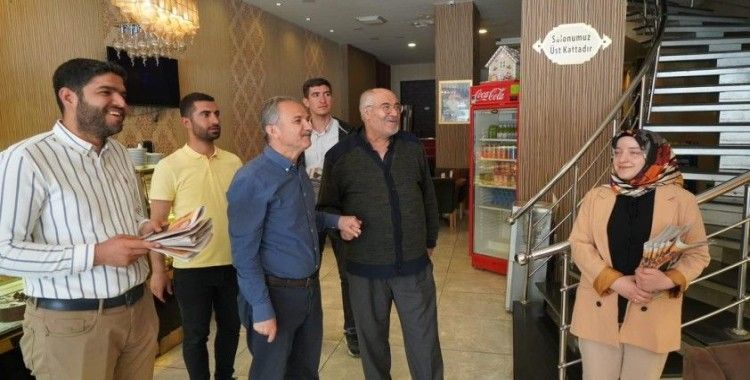 Kılınç, esnaflarla bir araya geldi
