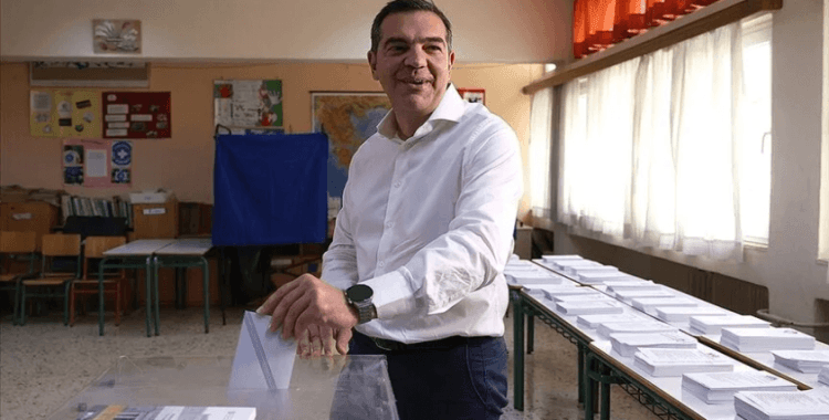Yunanistan'da seçimlerden yenilgiyle çıkan SYRIZA'nın oy kaybının artabileceği belirtildi
