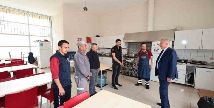 Başkan Zolan, Büyükşehir’in yardım meleklerini yalnız bırakmadı