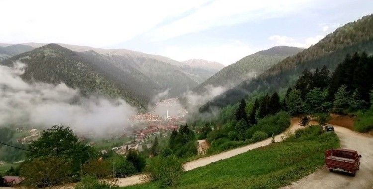 Uzungöl’de bulutların dansı time lapse yöntemi ile böyle görüntülendi
