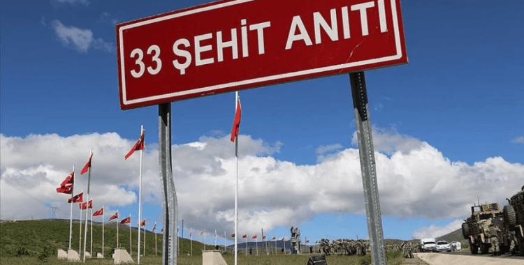 Bingöl'de PKK'lı teröristlerce şehit edilen silahsız 33 asker anıldı