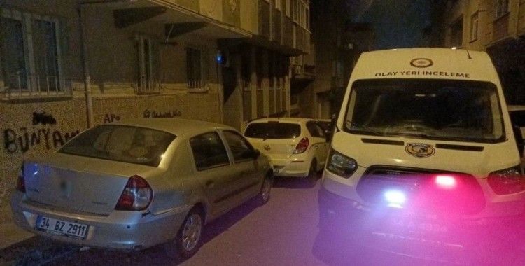 Esenler’de yangın çıkan binada ceset bulundu
