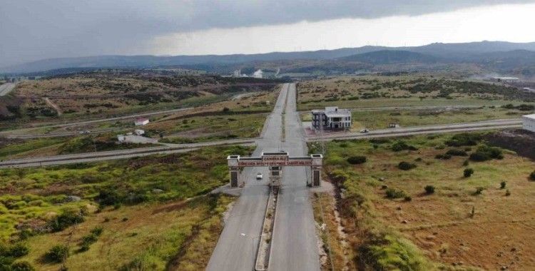 (Özel) AK Partili Makas: "Ezine Gıda İhtisas OSB’de 52 fabrikanın bacası tütecek"