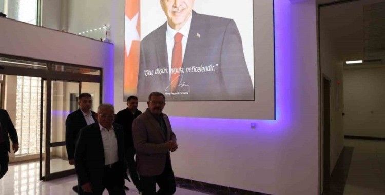 Başkan Büyükkılıç’tan Göksun ve Elbistan’a ziyaret
