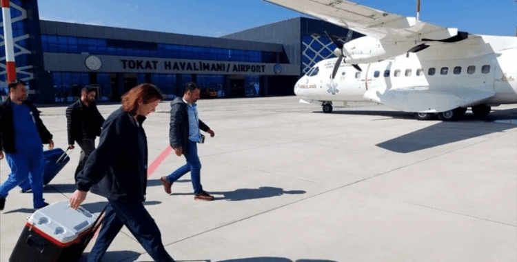 Hava Kuvvetlerine ait ambulans uçak organ nakli için havalandı
