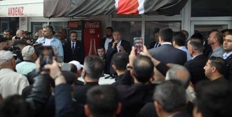 Milli Savunma Bakanı Akar: Mehmetçik, teröristlerin çok güvendiği Zap bölgesinde 'girilemez' denilen yerlere girdi