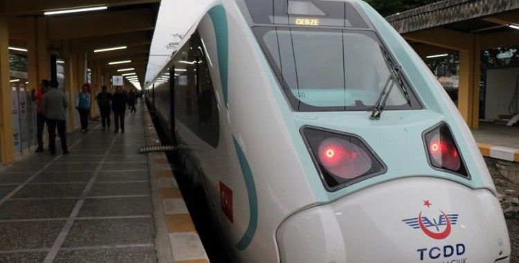Milli Elektrikli Tren seferlere başladı