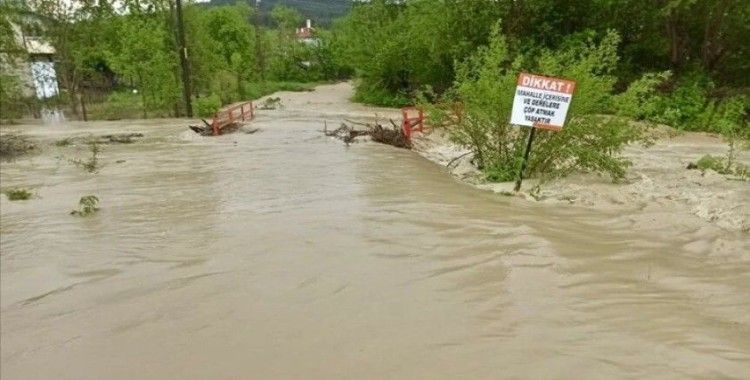 Karabük'te sağanak sonucu dereler taştı