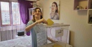 Dünyanın en uzun boylu kadını" oyunu evinde kullandı
