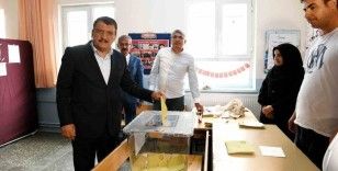 Başkan Gürkan oyunu kullandı
