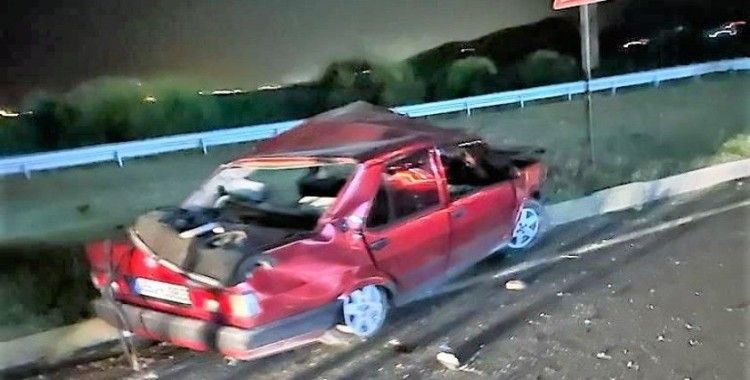 Kazada hayatını kaybeden 3 arkadaş son yolculuğuna uğurlandı
