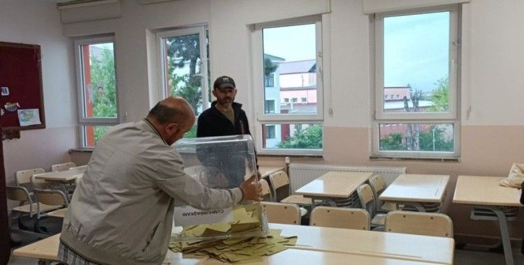 İkinci tur seçimleri bitti, Bolu’da ilk sandıklar açılmaya başlandı
