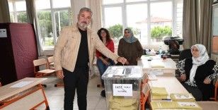 Belediye başkanları oylarını kullandı
