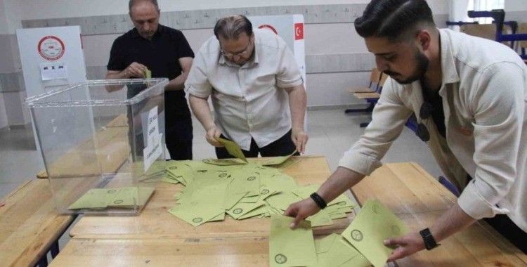 Elazığ’da oy kullanma işlemi sona erdi