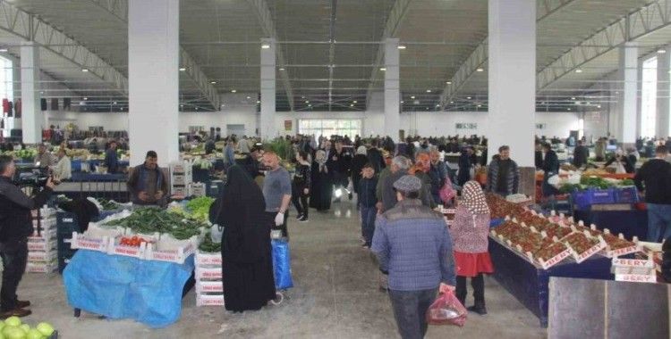 Ekonomik güven endeksi artarak 103,7 oldu
