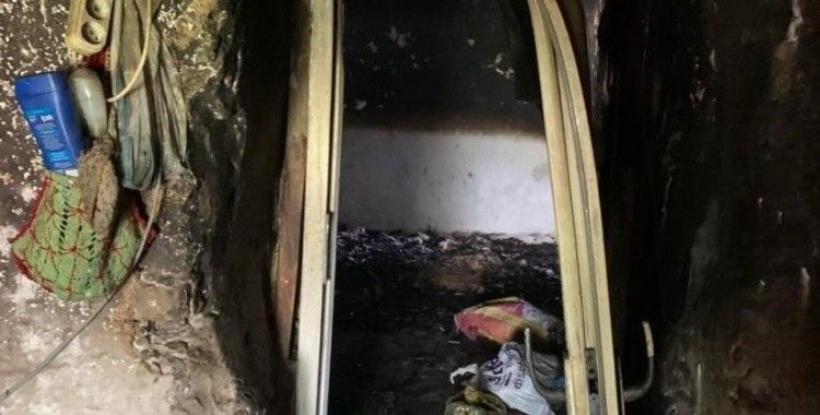 Van’da ev yangını
