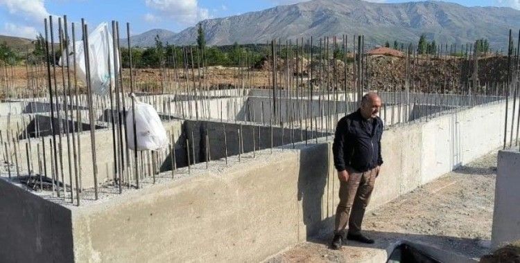 Deprem bölgesinde konutlar yükseliyor
